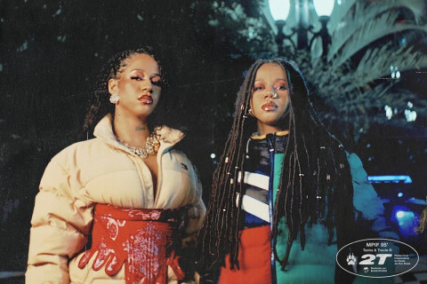 Tasha & Tracie lançam novo single “Amina”