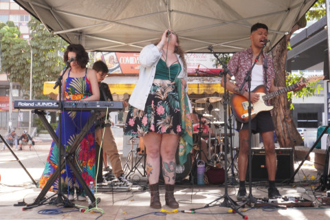 Samsarau reúne arte, música, capoeira, dança e oficinas no espaço "No Setor"