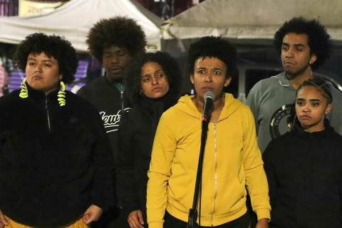 Coletivo Calcâneos estreia espetáculo de dança “Deixe a Esquerda Livre” em São Paulo