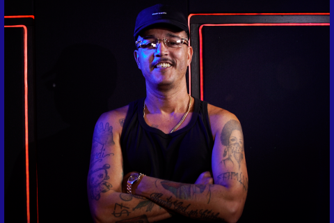 Akira Presidente estreia no ONErpm Studios com medley ao vivo de grandes sucessos